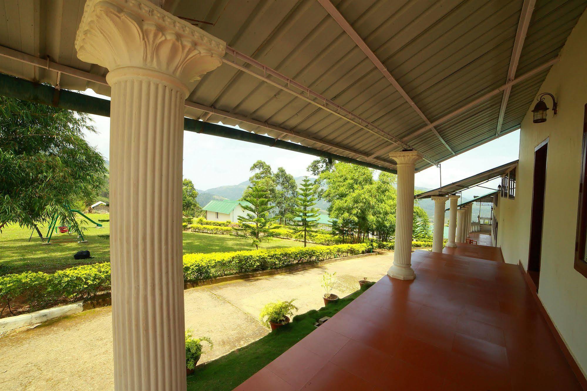 Green Jungle Holiday Resort มุนนาร์ ภายนอก รูปภาพ