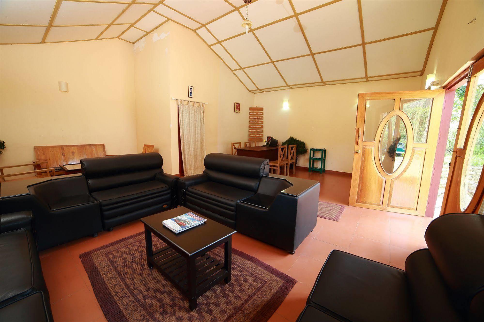 Green Jungle Holiday Resort มุนนาร์ ภายนอก รูปภาพ