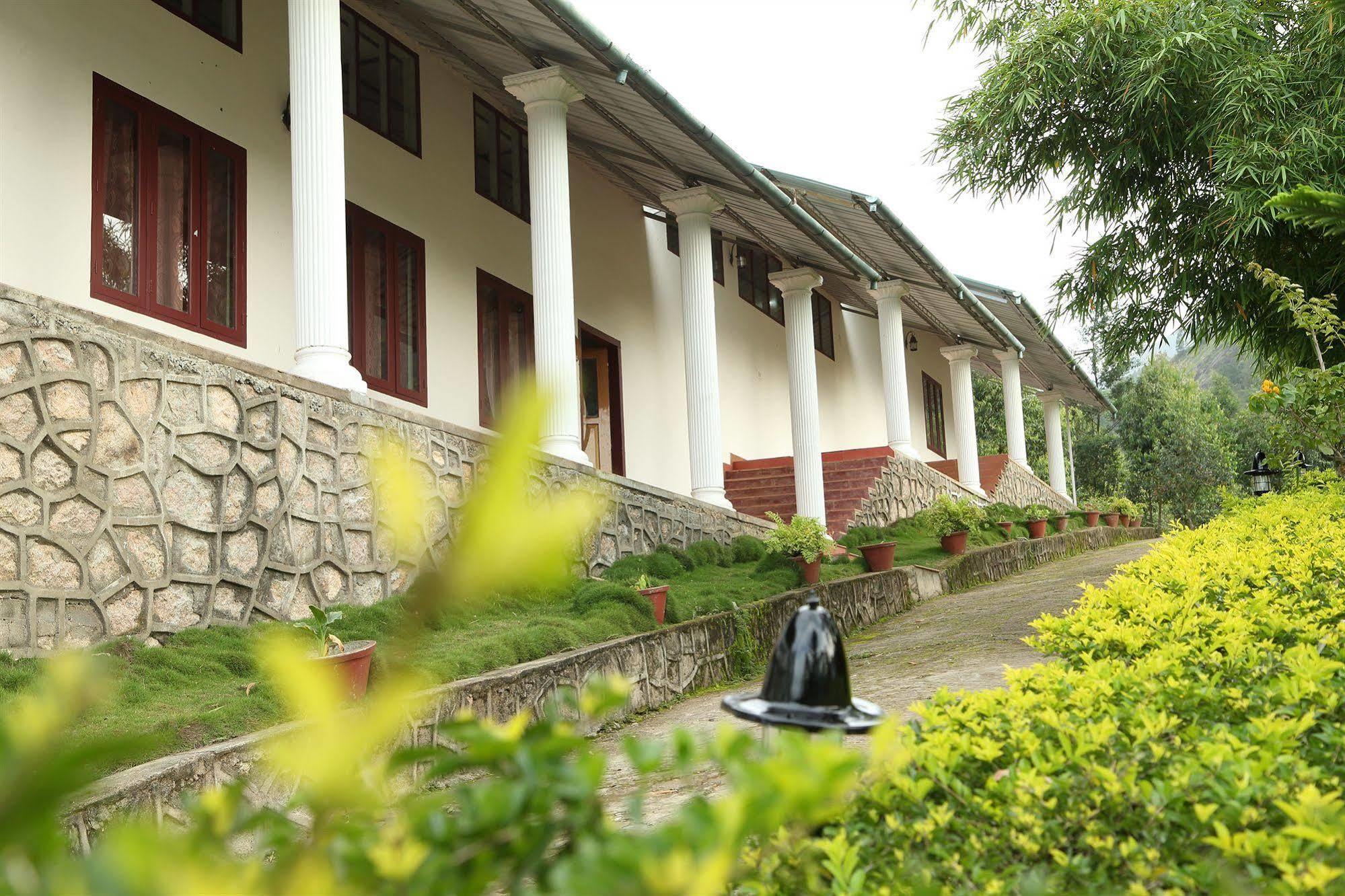Green Jungle Holiday Resort มุนนาร์ ภายนอก รูปภาพ